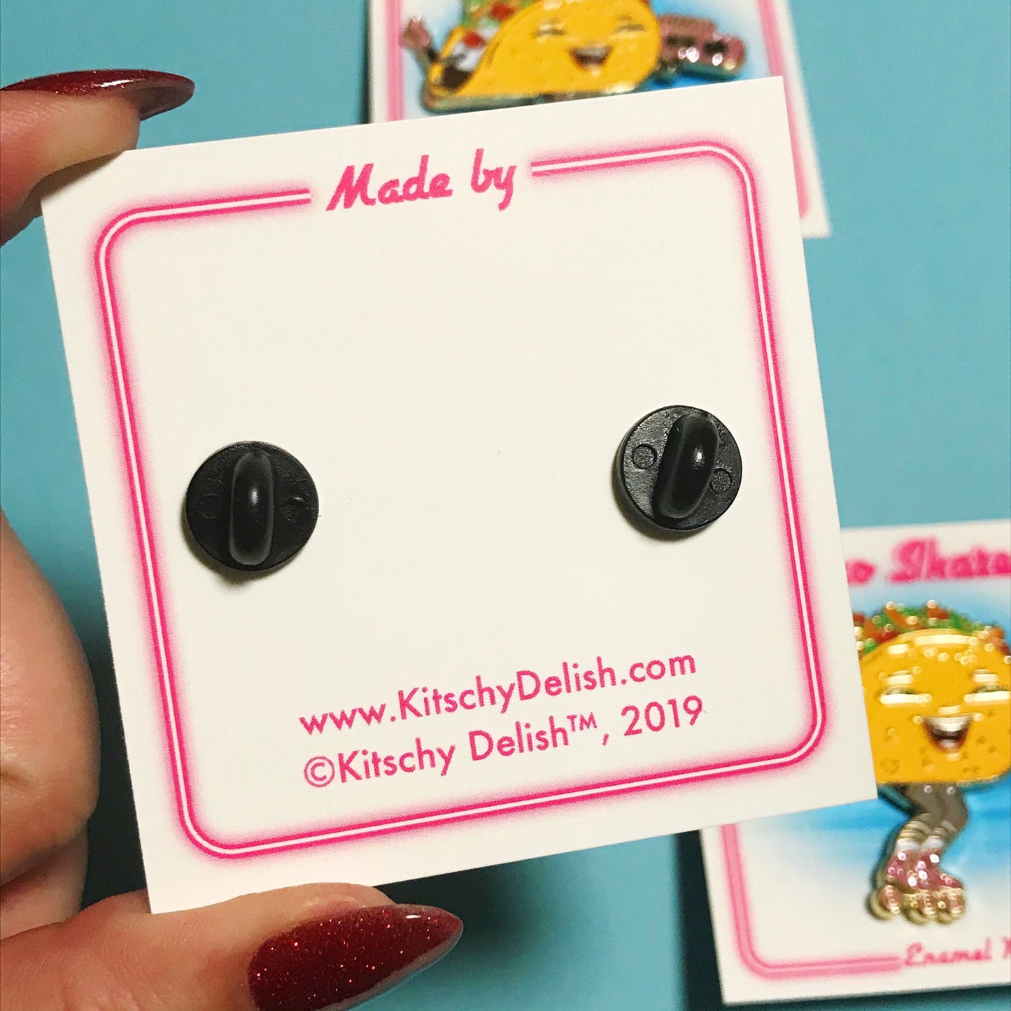Taco Skate, soft enamel pin with glitter!
