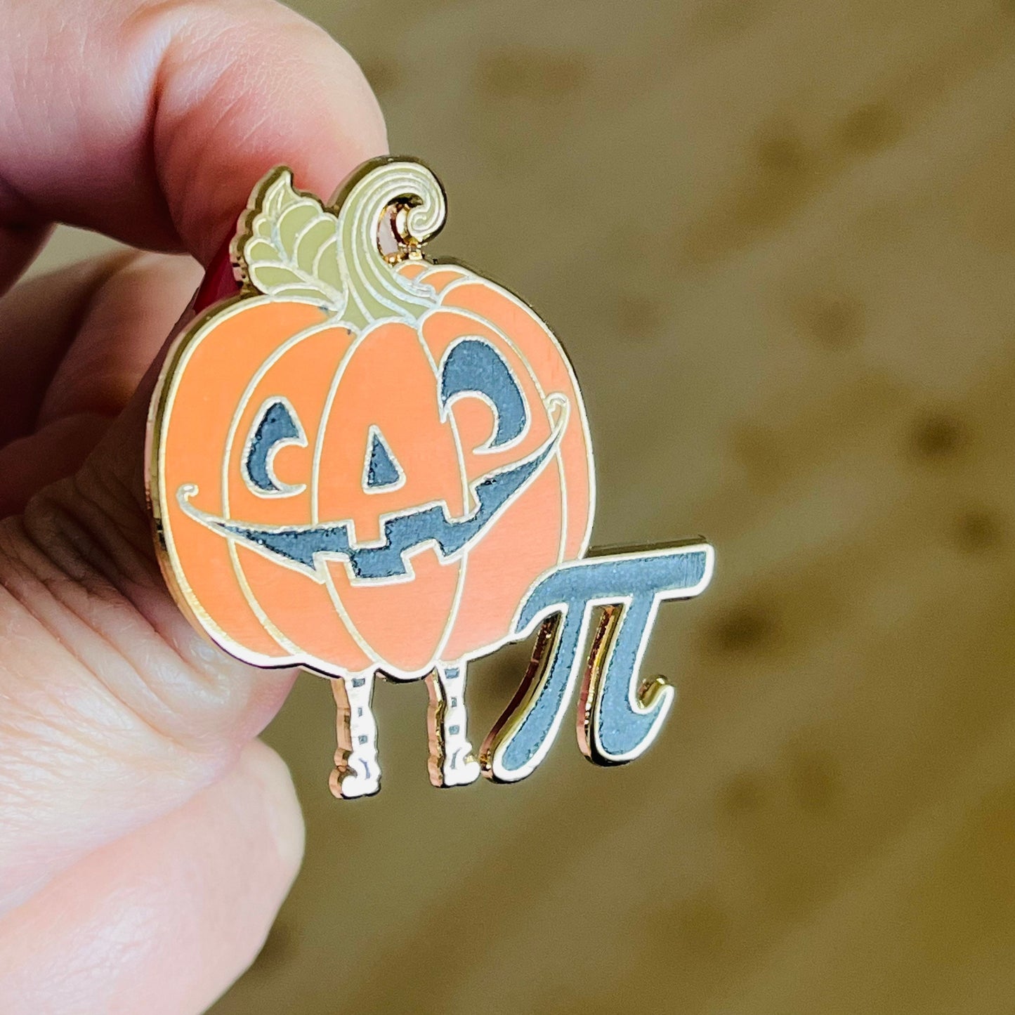 Pumpkin Pi hard enamel pin!