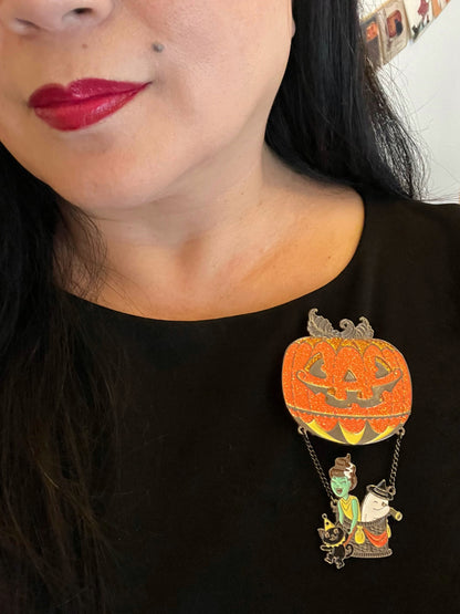 Large hot air balloon Halloween enamel pin