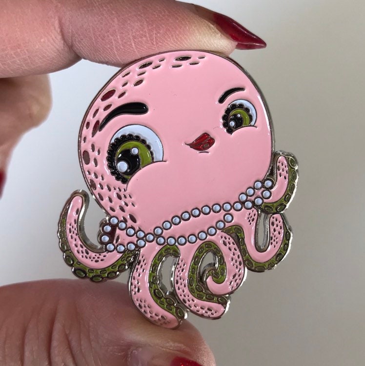 Cephalopod soft enamel pin